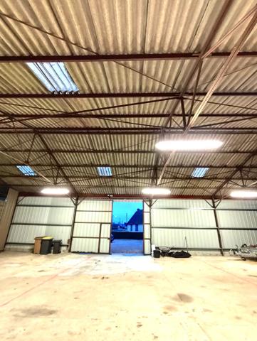 Local Commercial 1 pièce - 307 m² Exclusivité efficity