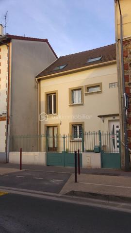 Maison de 151 m²
