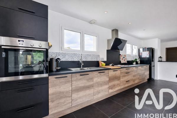 Maison à vendre 5 pièces 124 m² Sadirac