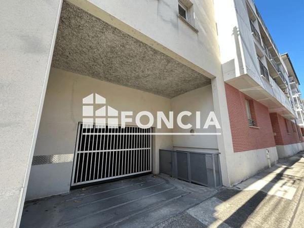 Location Parking 13.5 m² - 2 RUE G. PECH A- 21 BD LACOMBE B Albi 81000