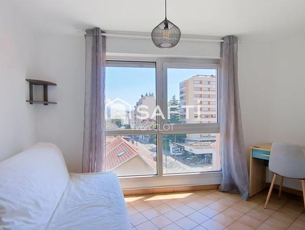 Studio meublé 16m² - Vue dégagée