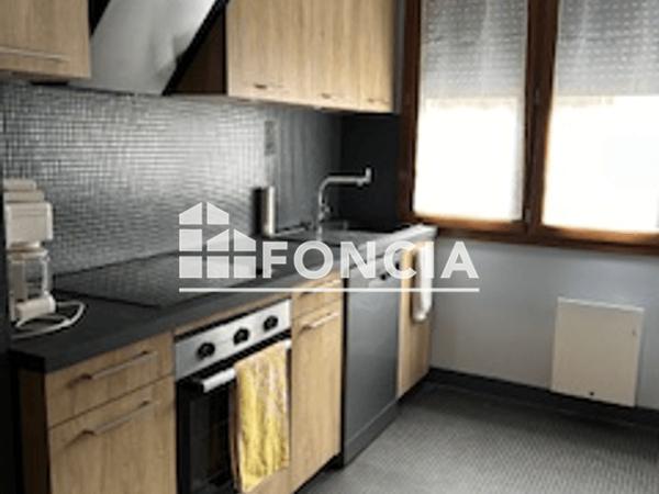 Location Appartement meublé 3 pièces 86.65 m² - 10 RUE SAINT LAURENT Saint Michel De Maurienne 73140