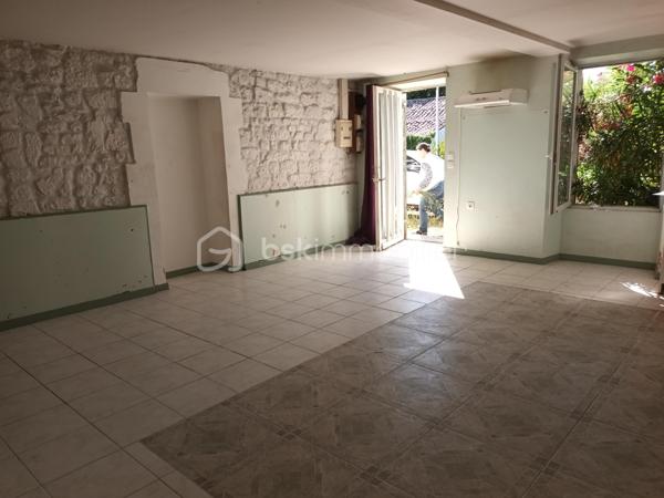 Corps de ferme de 379 m²