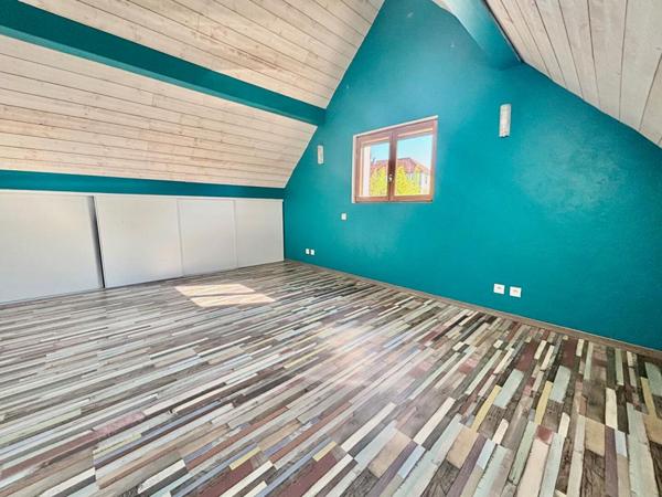 Maison familiale spacieuse ,162 m² ,Proche Suisse