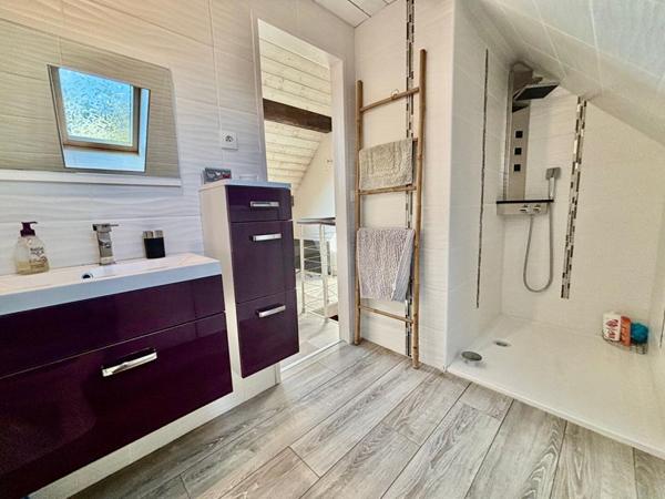 Maison familiale spacieuse ,162 m² ,Proche Suisse