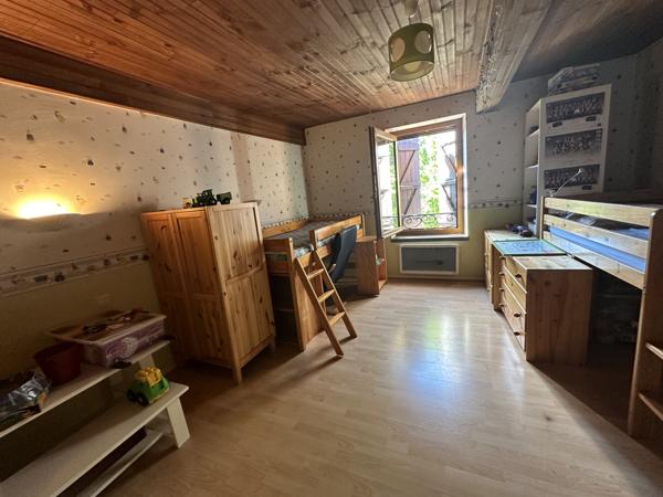 Lafitte (82100) Maison de village avec pisciine garage et jardin intime