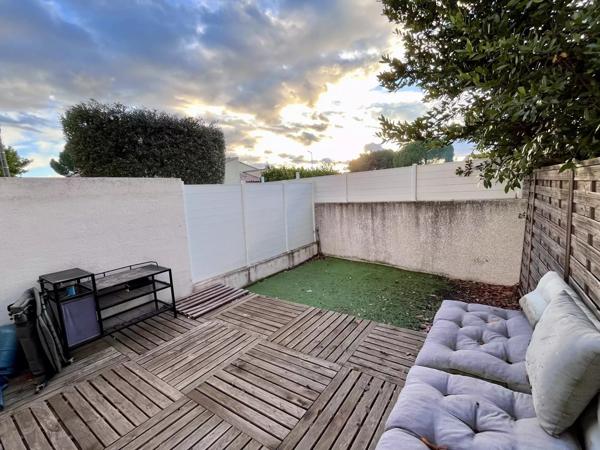 MARGUERITTES - MAISON - DUPLEX - 2 CHAMBRES - GARAGE - PARKING - AUCUN TRAVAUX - CALME