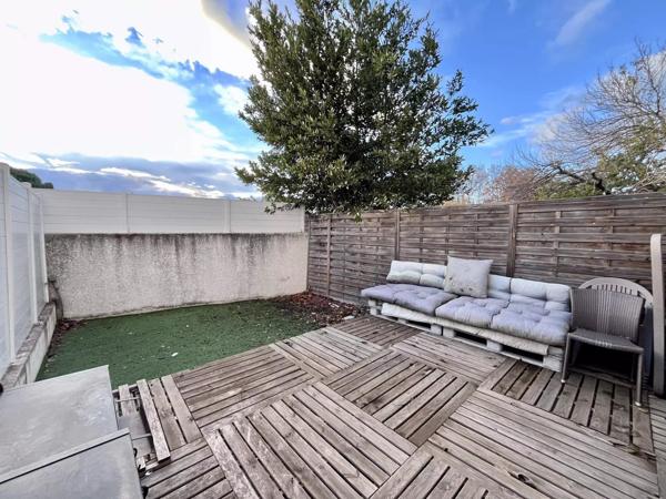 MARGUERITTES - MAISON - DUPLEX - 2 CHAMBRES - GARAGE - PARKING - AUCUN TRAVAUX - CALME