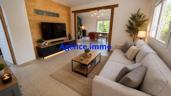 À vendre - Maison mitoyenne 1 côté, 6 pièces située à Veauche (42340)