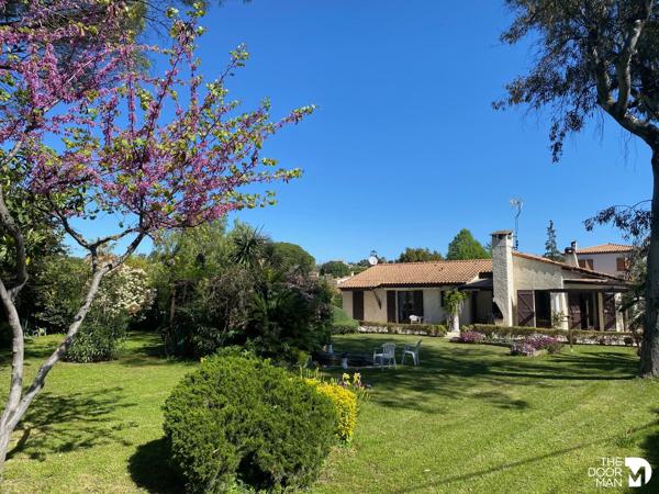 Propriété - À vendre - 121 m² - ANTIBES | The Door Man