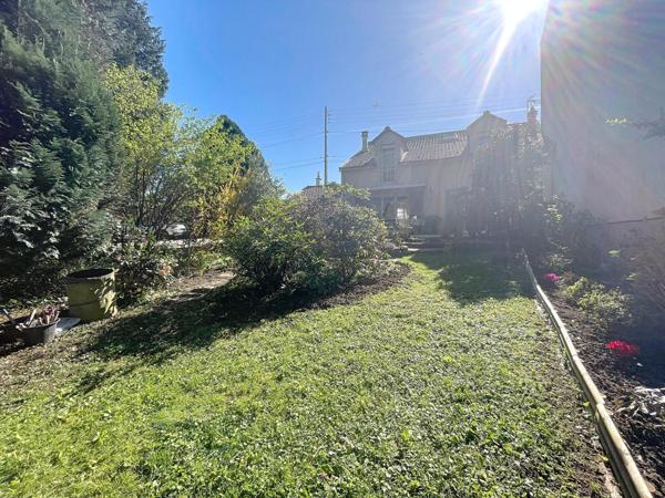 Maison familiale sans travaux, 3 chambres garage et 437 m² de terrain