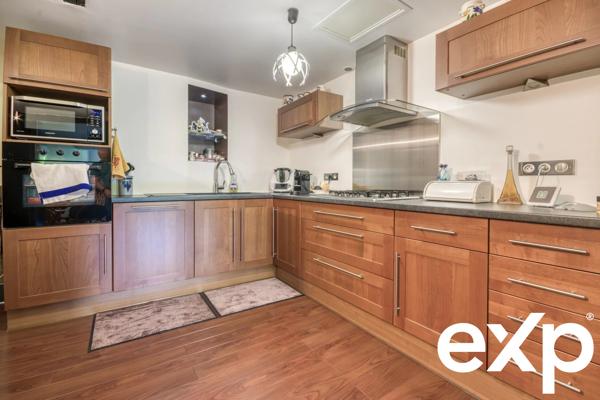 EXCLUSIVITE A Vendre Neauphle le Château Appartement 2 pièces 63m2