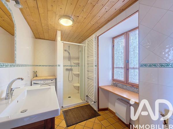 Maison à vendre 8 pièces 188 m² Saint-Alban-sur-Limagnole