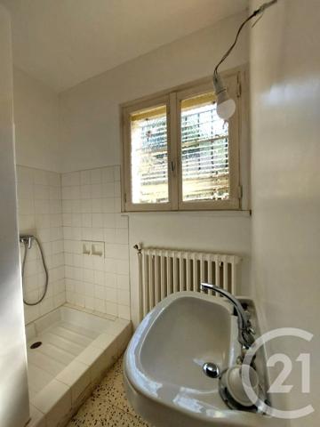 Maison à vendre  4 pièces - 65,50 m 2   ALES  - 30