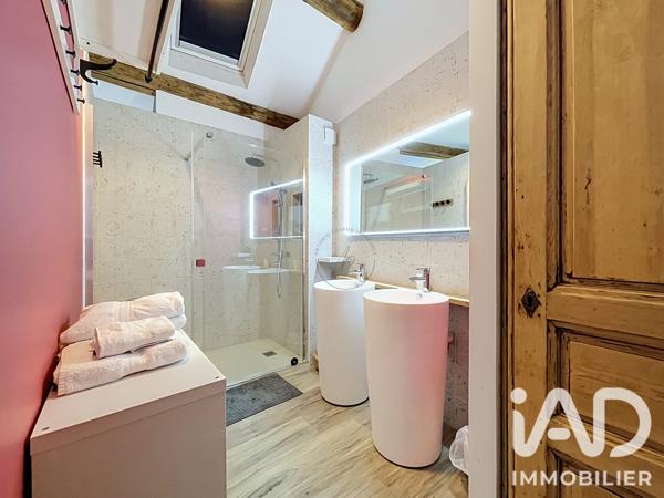 Maison à vendre 6 pièces 265 m² Villeneuve-lès-Béziers