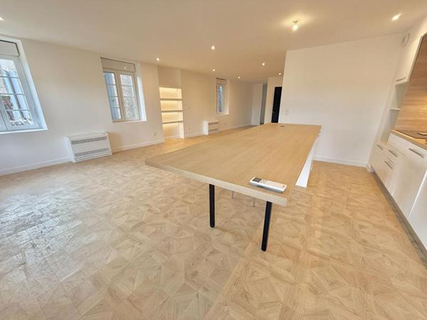 Appartement 3 pièces avec terrasse en centre ville