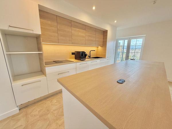 Appartement 3 pièces avec terrasse en centre ville