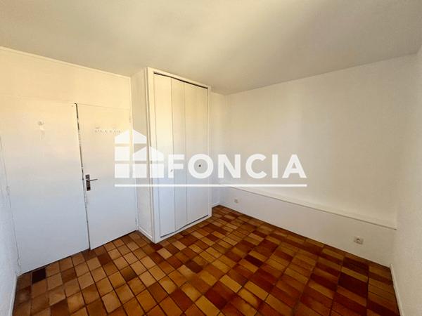 Location Appartement 2 pièces 33.36 m² - 75 BOULEVARD CUNEO Toulon 83000
