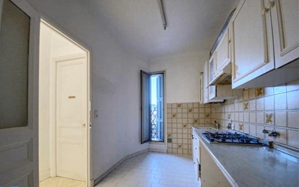 Appartement 4 pièces - Nice centre Promenade du Paillon