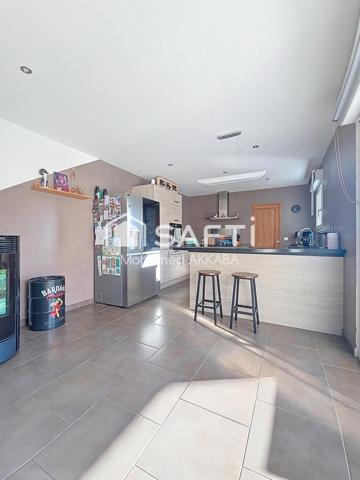 Maison semi mitoyenne 6 pièces 138m2