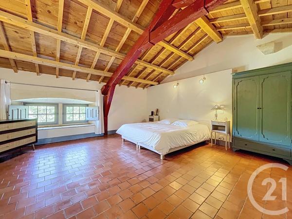 Appartement F4 à vendre  4 pièces - 120 m 2   LAUDUN L ARDOISE  - 30