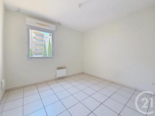Appartement F3 à vendre  3 pièces - 64,50 m 2   SETE  - 34