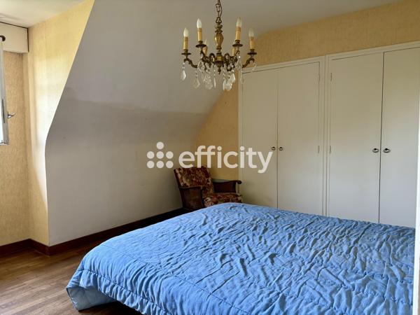 Maison
         7 pièces
        - 145 m² 383 250 € *