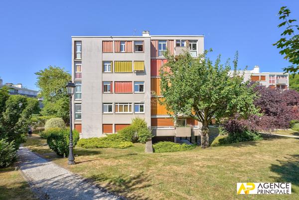 Appartement 4 pièce(s) - Chateau - seine hippodrome 337 000 € **  - Référence  4744