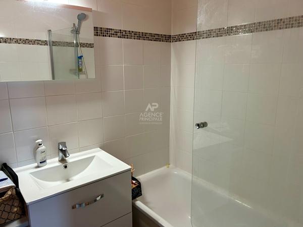 Appartement 4 pièce(s) - Chateau - seine hippodrome 337 000 € **  - Référence  4744