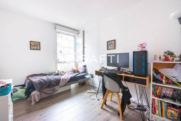 Appartement de 2002, 4 pièces, 79m² à Colombe