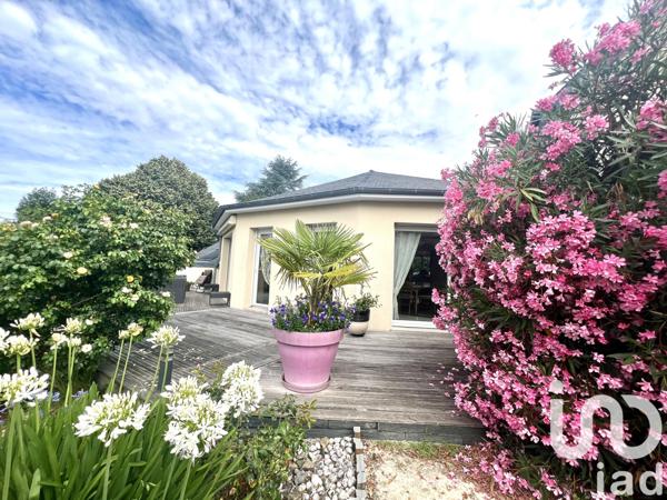 Maison à vendre 7 pièces 209 m² Bonchamp-lès-Laval