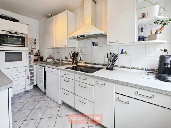 SPECIAL INVESTISSEUR APPART T4 + PARKING HYPER CENTRE - VENDU LOUE