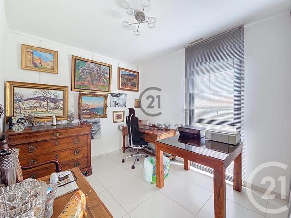 Maison à vendre  4 pièces - 180 m 2   TORREILLES  - 66