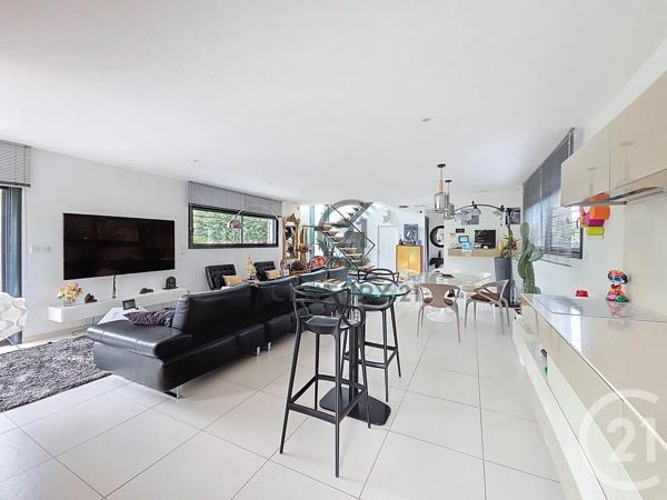 Maison à vendre  4 pièces - 180 m 2   TORREILLES  - 66