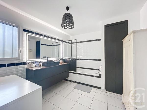 Maison à vendre  5 pièces - 104,50 m2 RENNES - 35