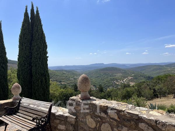 Bergerie rénovée avec vue spectaculaire