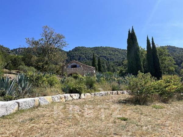 Bergerie rénovée avec vue spectaculaire