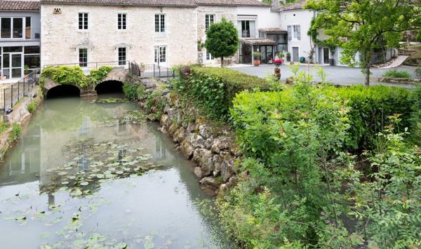 Très  belle bâtisse
