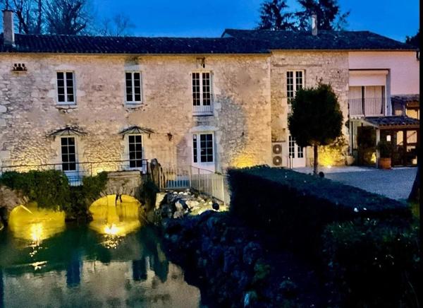 Très  belle bâtisse