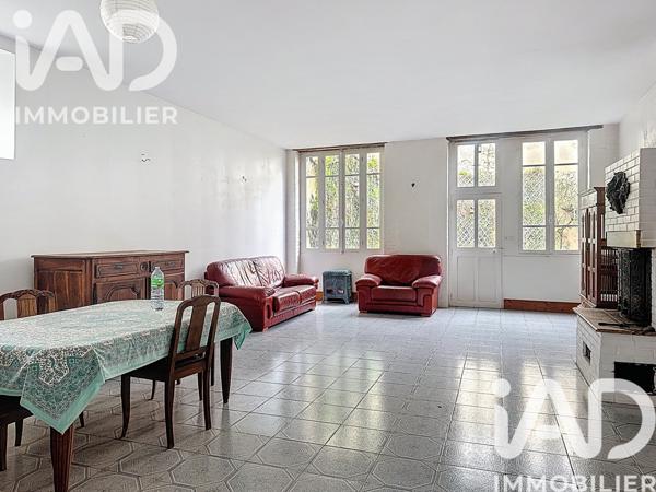 Maison à vendre 12 pièces 304 m² Château-Renard