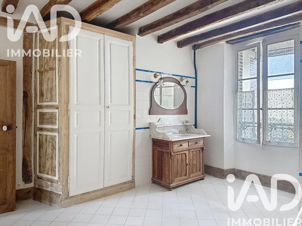 Maison à vendre 12 pièces 304 m² Château-Renard