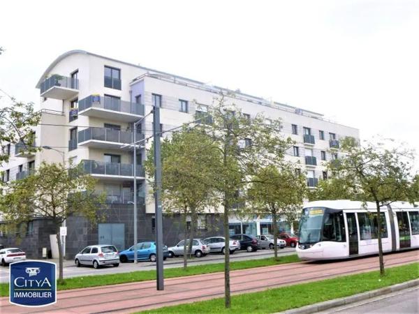 Appartement à louer 5 pièces 98.71m²