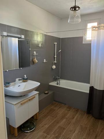 Grand Pavillon familial de 180 m² au calme - Vieux Saint-Maur 6 pièce(s) 5388 €/m²