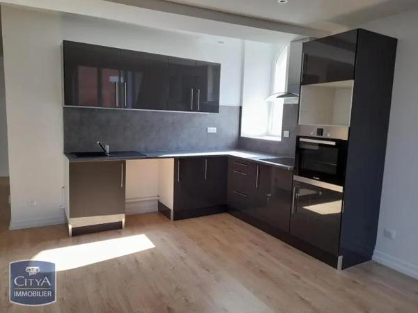 Appartement à louer 5 pièces 97.83m² Orléans (45000)