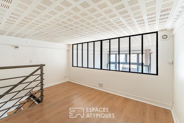 Loft en triplex au cachet industriel au coeur de Montrouge