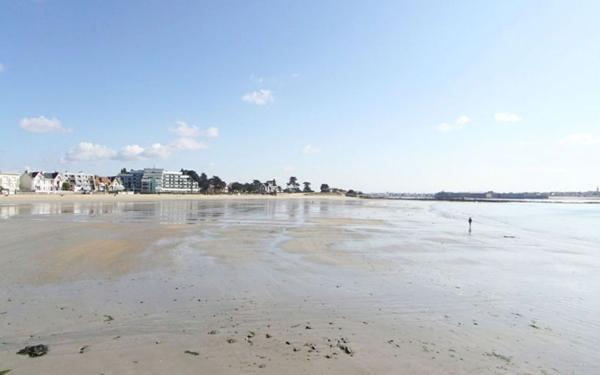 Maison à louer    3 pièces • 56,81 m2 Larmor-Plage