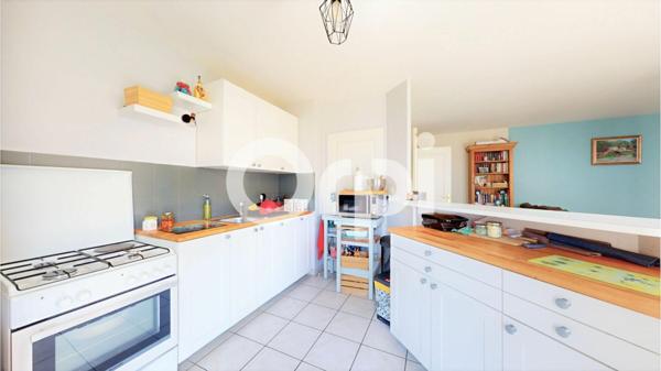 Appartement à vendre    3 pièces • 73 m2 Bron