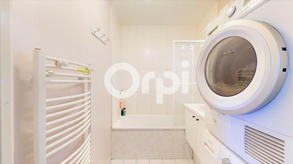 Appartement à vendre    3 pièces • 73 m2 Bron