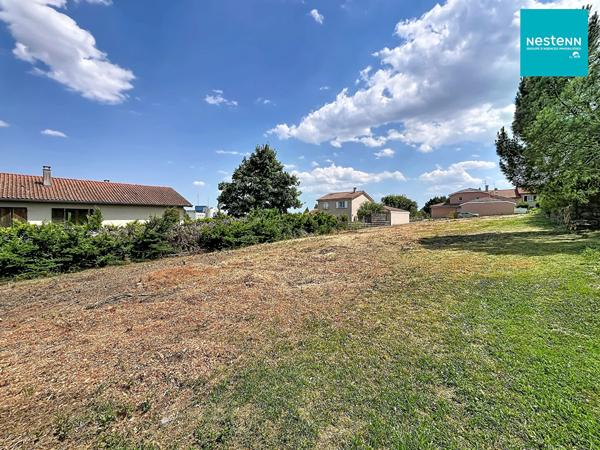 Terrain à vendre de 1299 m² à Montbrison, exposition Sud, vue dégagée
