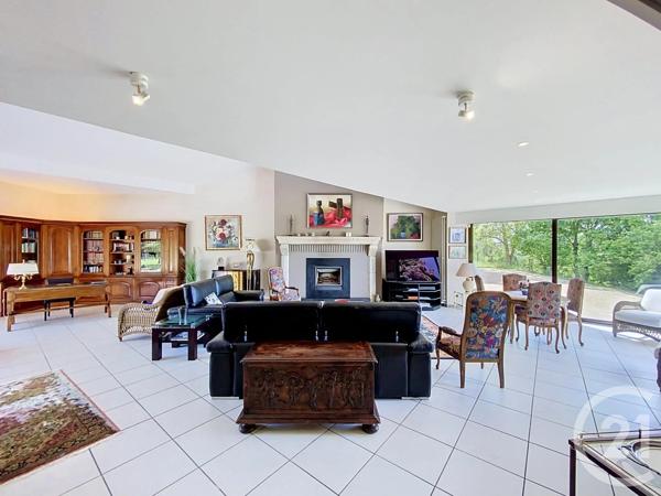Maison à vendre  6 pièces - 398,89 m 2   LE PUY EN VELAY  - 43